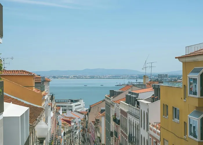 Lisbon Dreams Estrela Suites